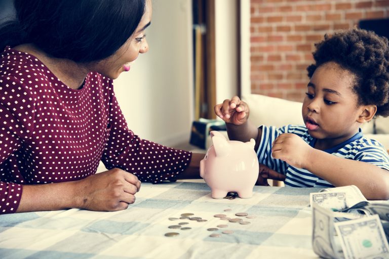 8 Money lessons to teach your children before they start earning